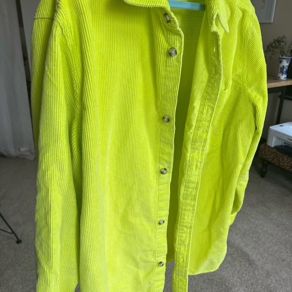 URBAN OUTFITTERS SHACKET - Picture 3 of 3